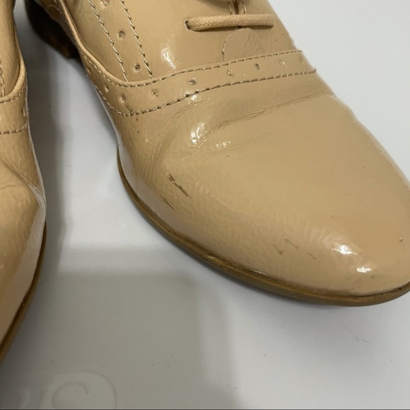 Steve Madden Oxford Tipiee Lace Up Shoes - Picture 7 of 9